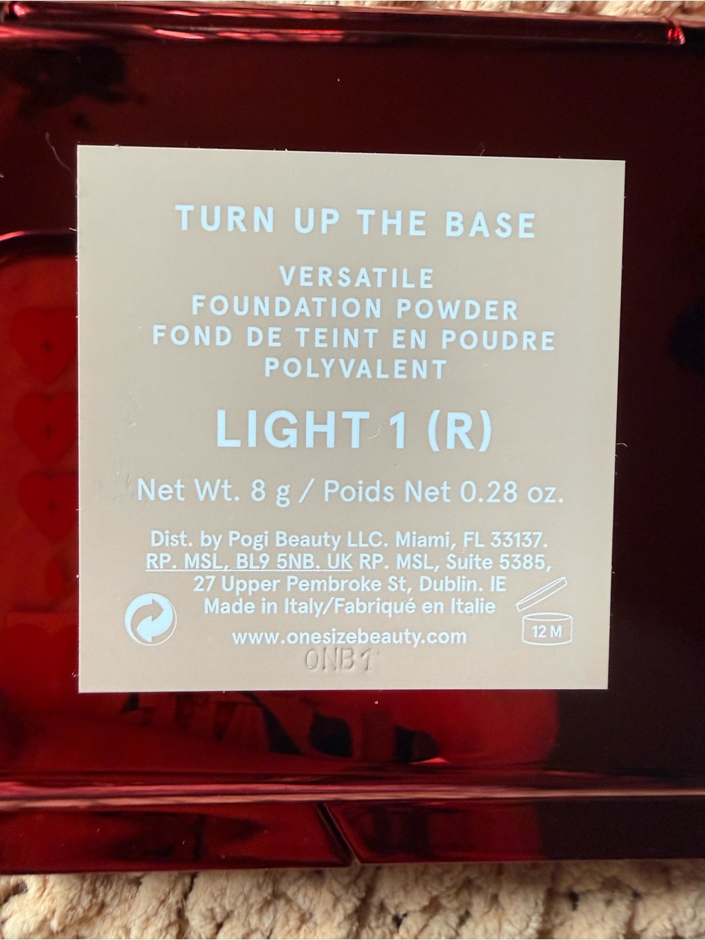 ONE/SIZE Translucent Setting Powder — Light Beige Compact - Picture 4 of 5